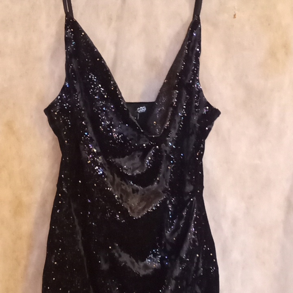 GBG Dress - Picture 2 of 3